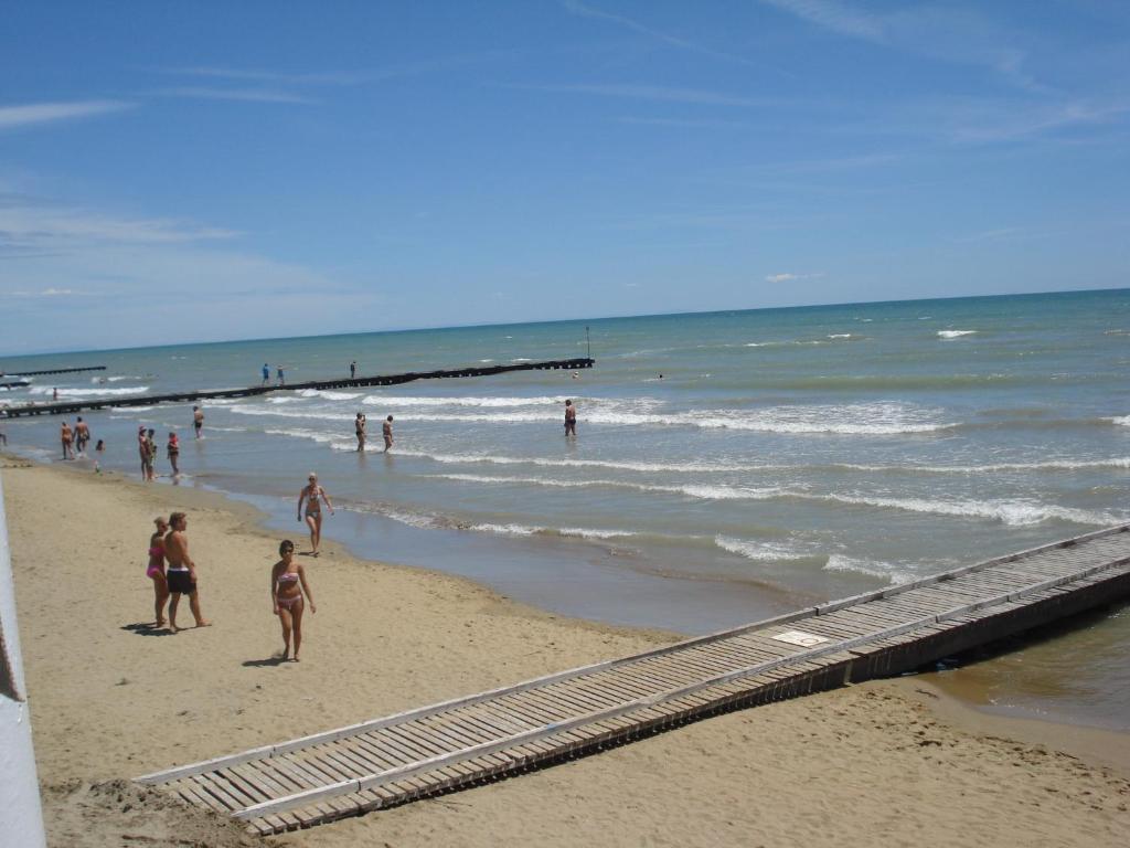 Hotel Roby Lido di Jesolo Exterior foto